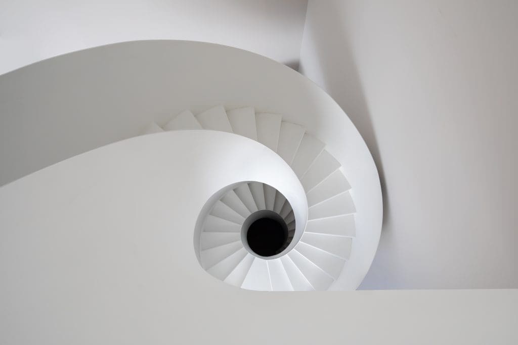 מדרגות עגולות